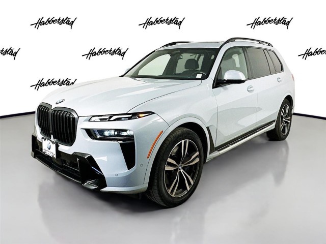 2023 BMW X7