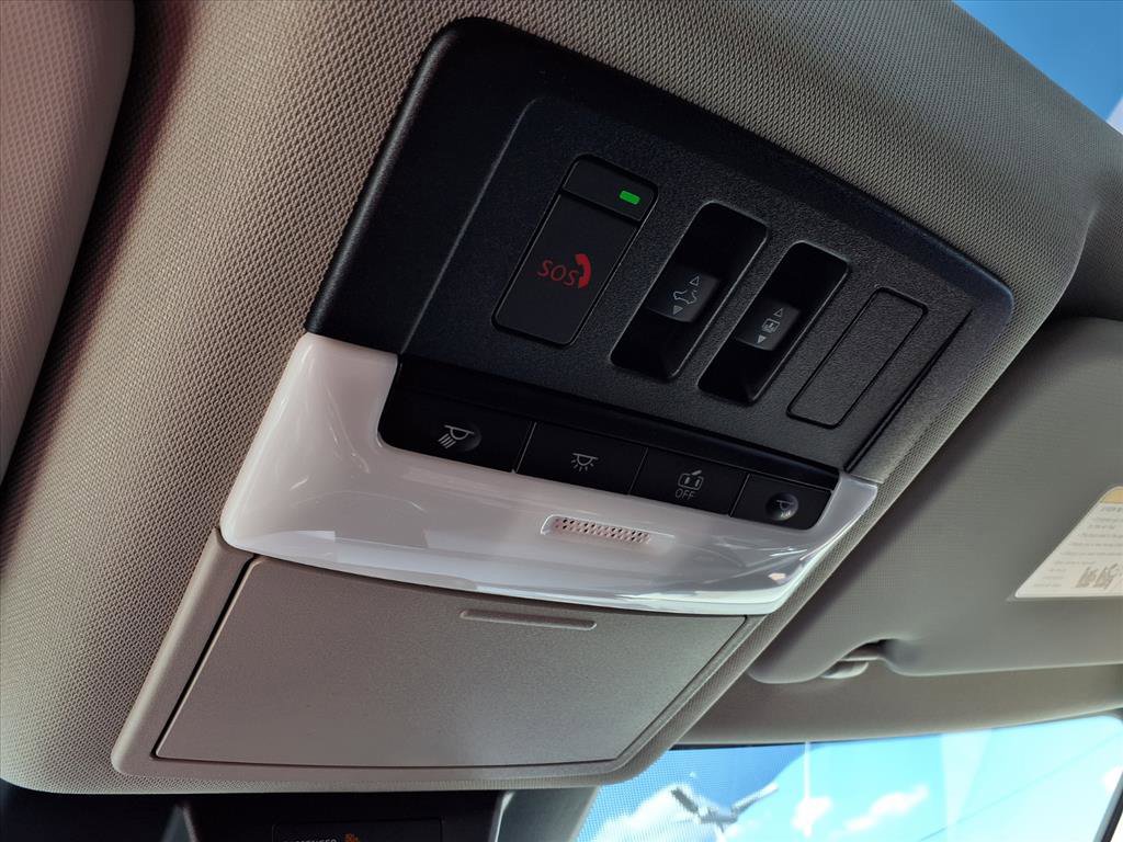 2026 Nissan Rogue Platinum photo 15
