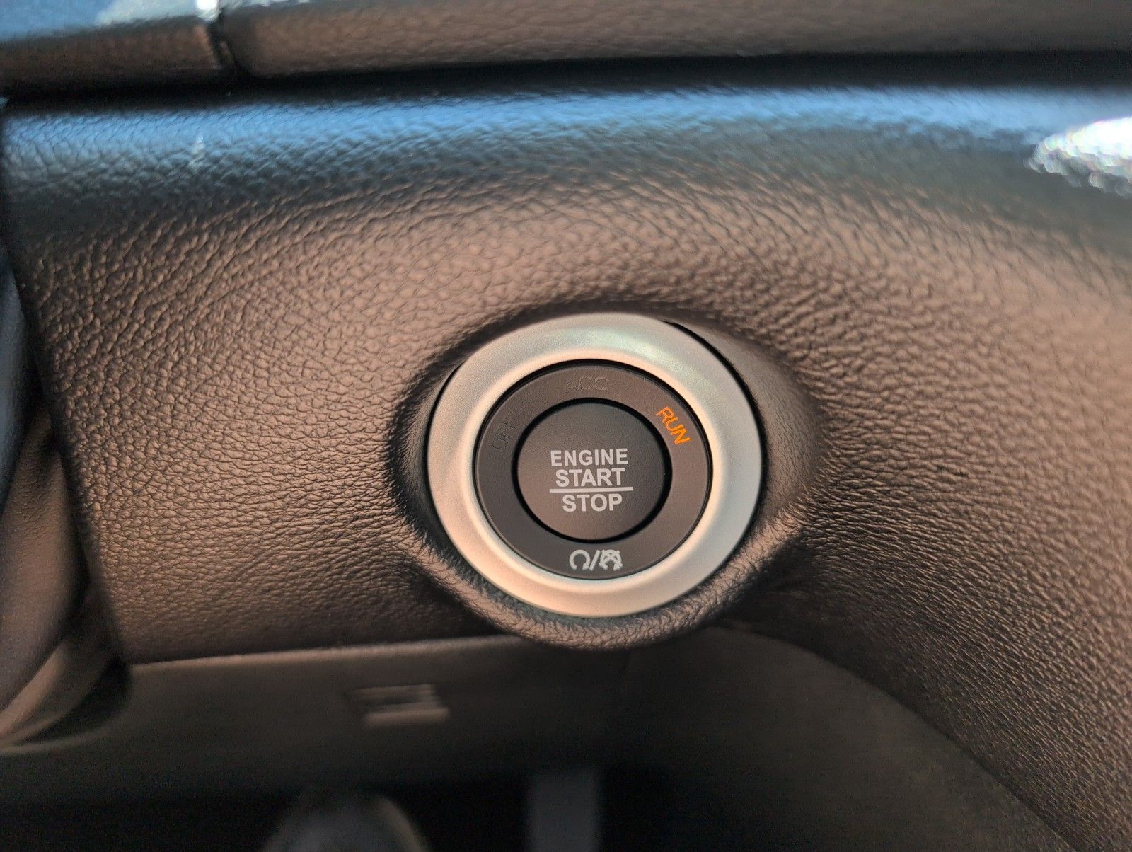 2025 Chrysler Voyager LX photo 22