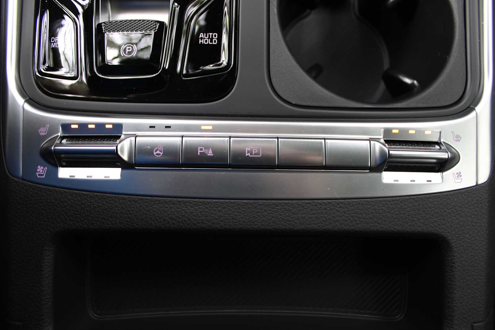 2025 Kia Carnival SX Prestige photo 41