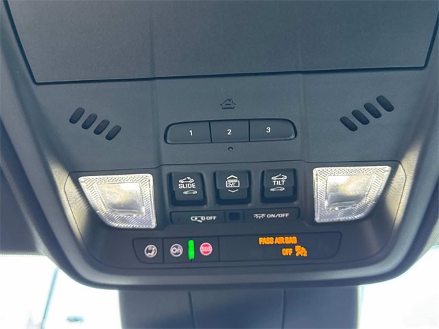2025 Cadillac XT4 Premium Luxury photo 12