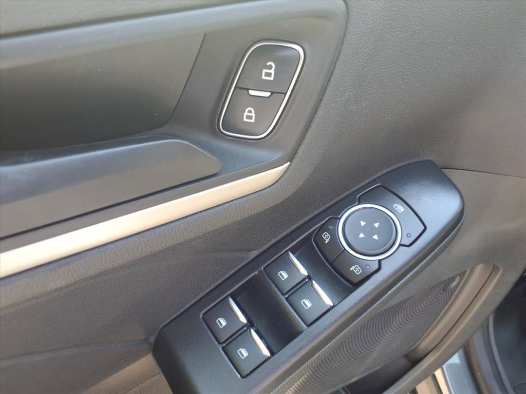 2022 Ford Escape SE photo 15
