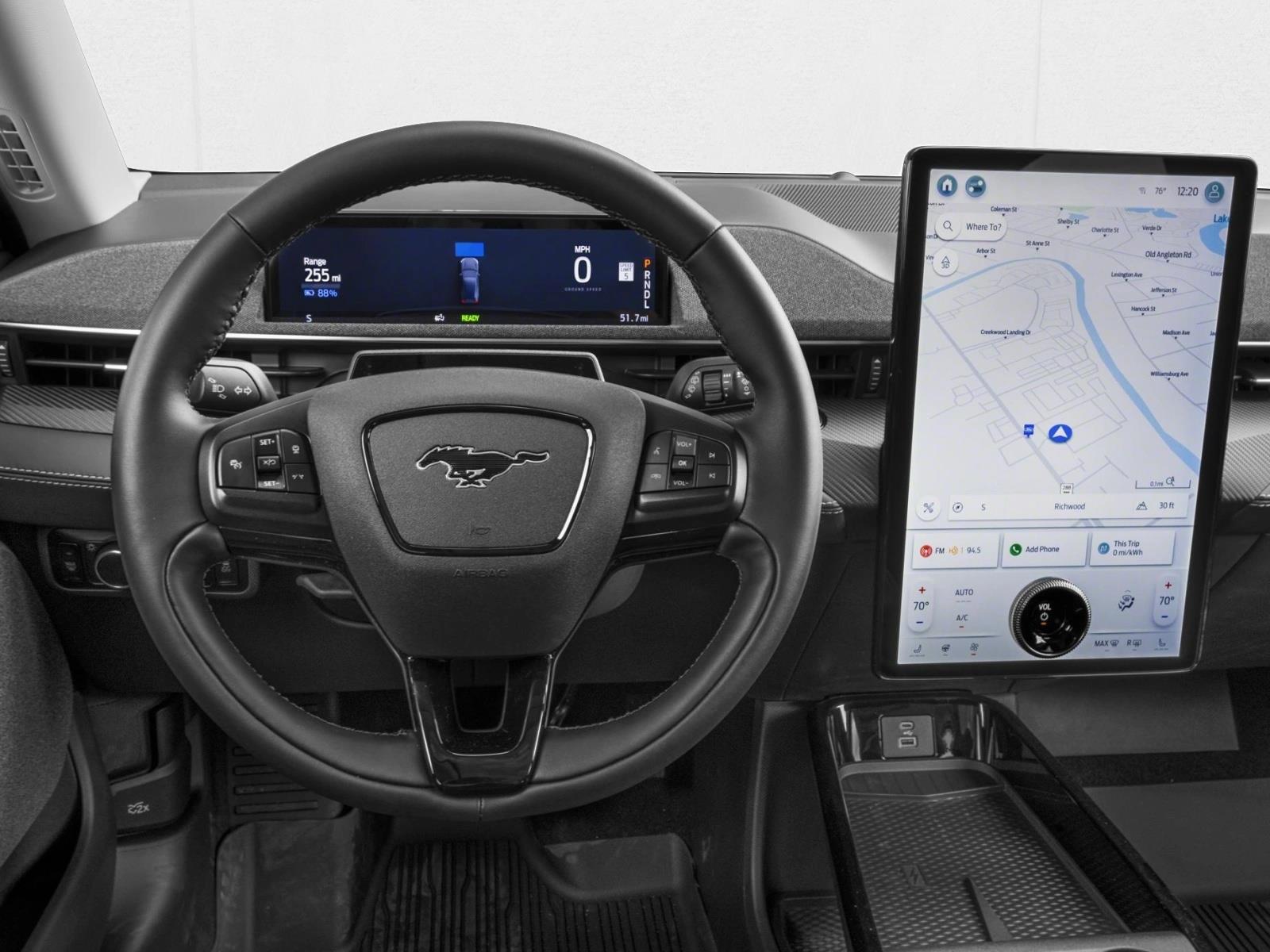 2025 Ford Mustang Mach-E Premium photo 3