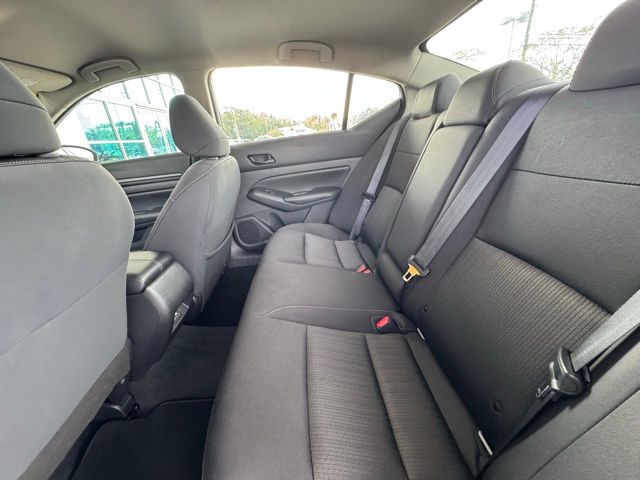 2024 Nissan Altima 2.5 SV photo 18