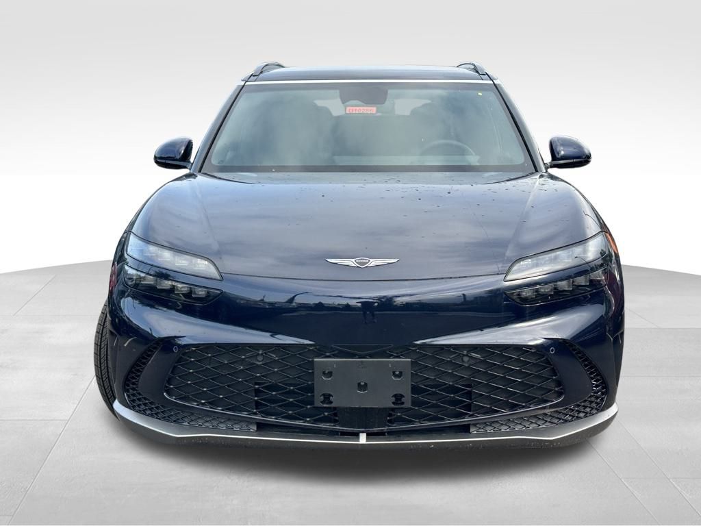 2025 Genesis GV60 Advanced AWD photo 2