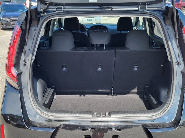 2025 Kia Soul LX photo 4