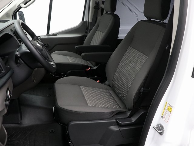 2025 Ford Transit photo 4