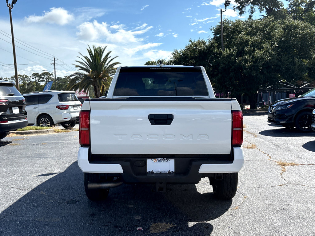 2024 Toyota Tacoma SR5 photo 21