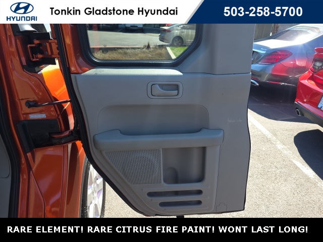 2010 Honda Element EX photo 18