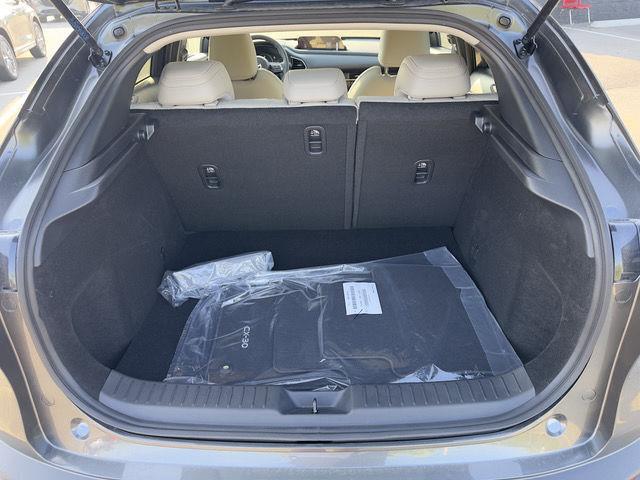 2025 Mazda CX-30 2.5 S Preferred photo 12