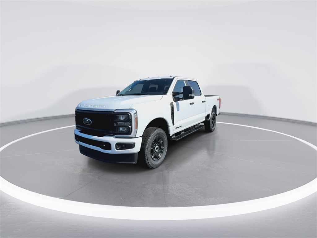 2026 Ford F-350 XL photo 4