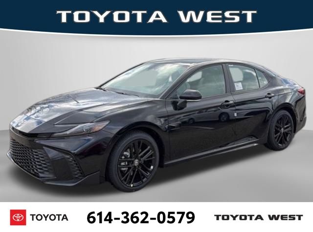 2026 Toyota Camry SE's photo