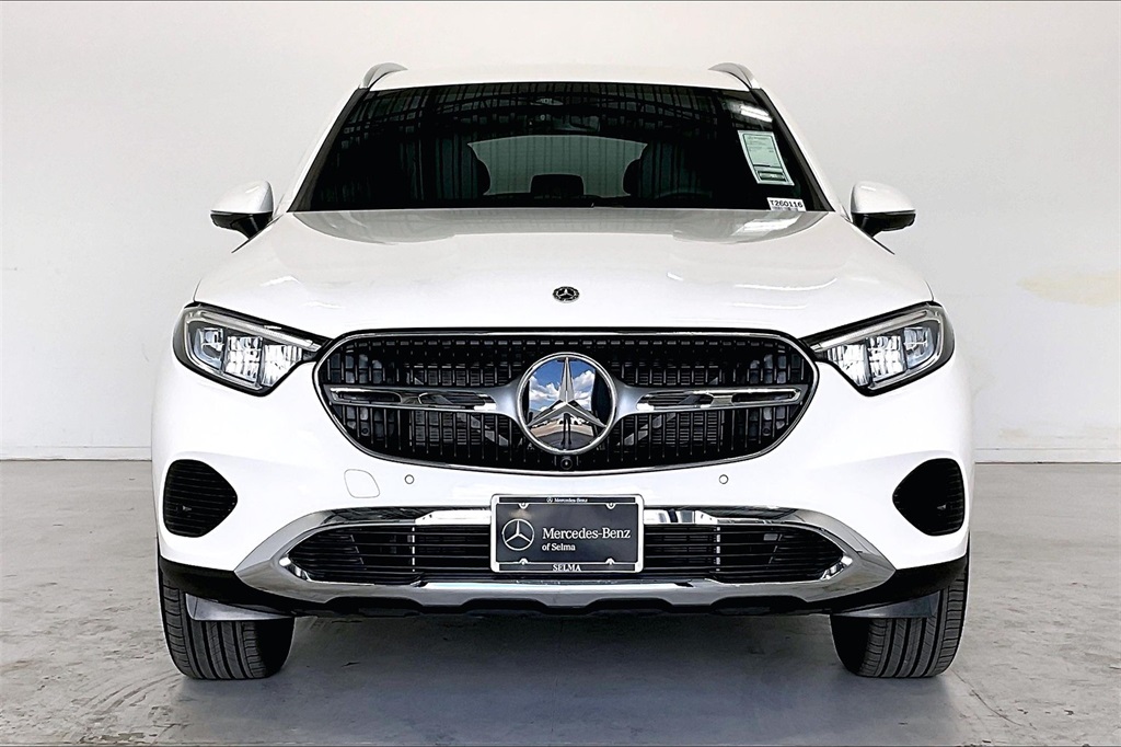 2026 Mercedes Benz GLC 300 4MATIC photo 3