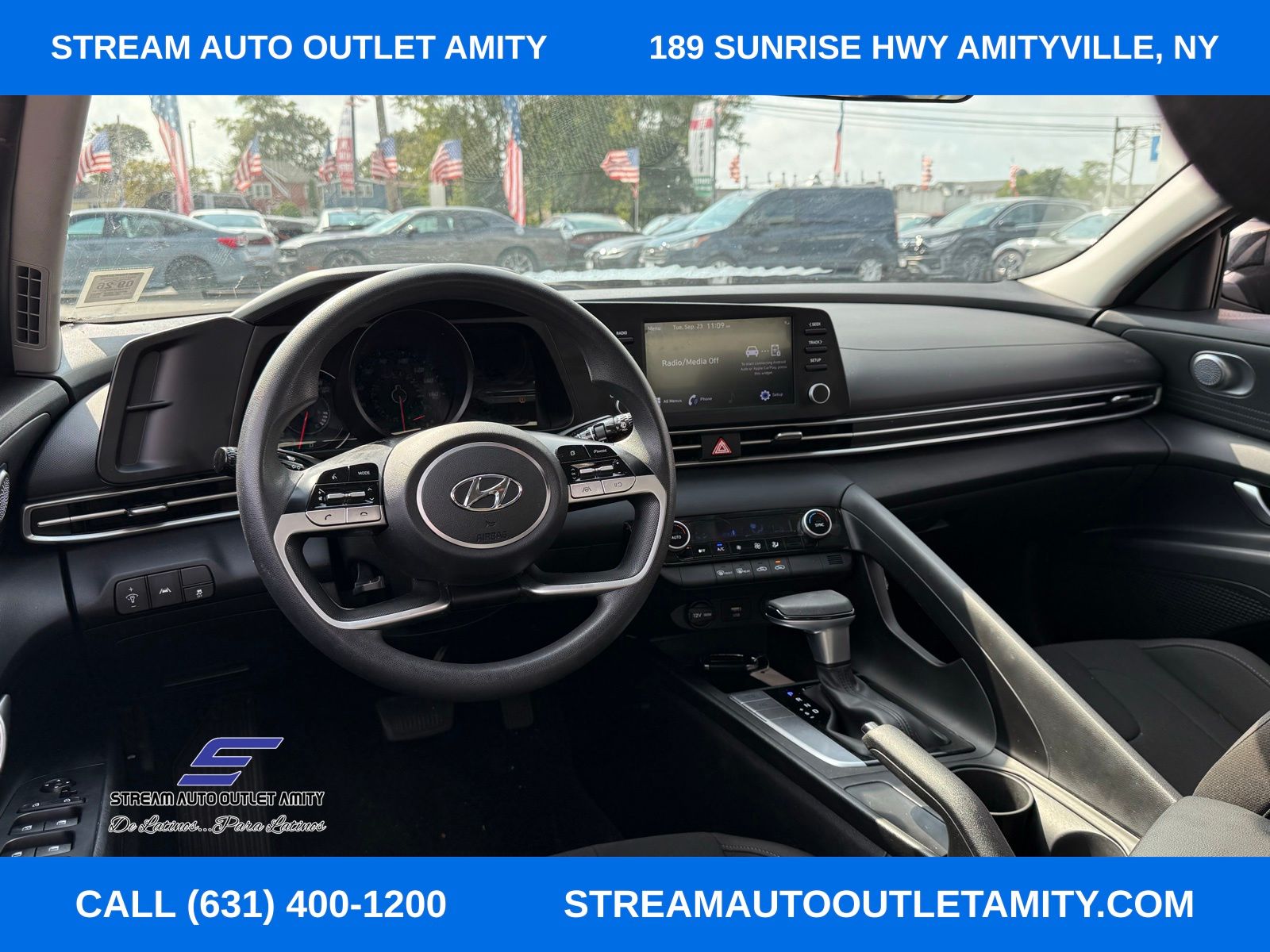 2023 Hyundai Elantra SEL photo 14