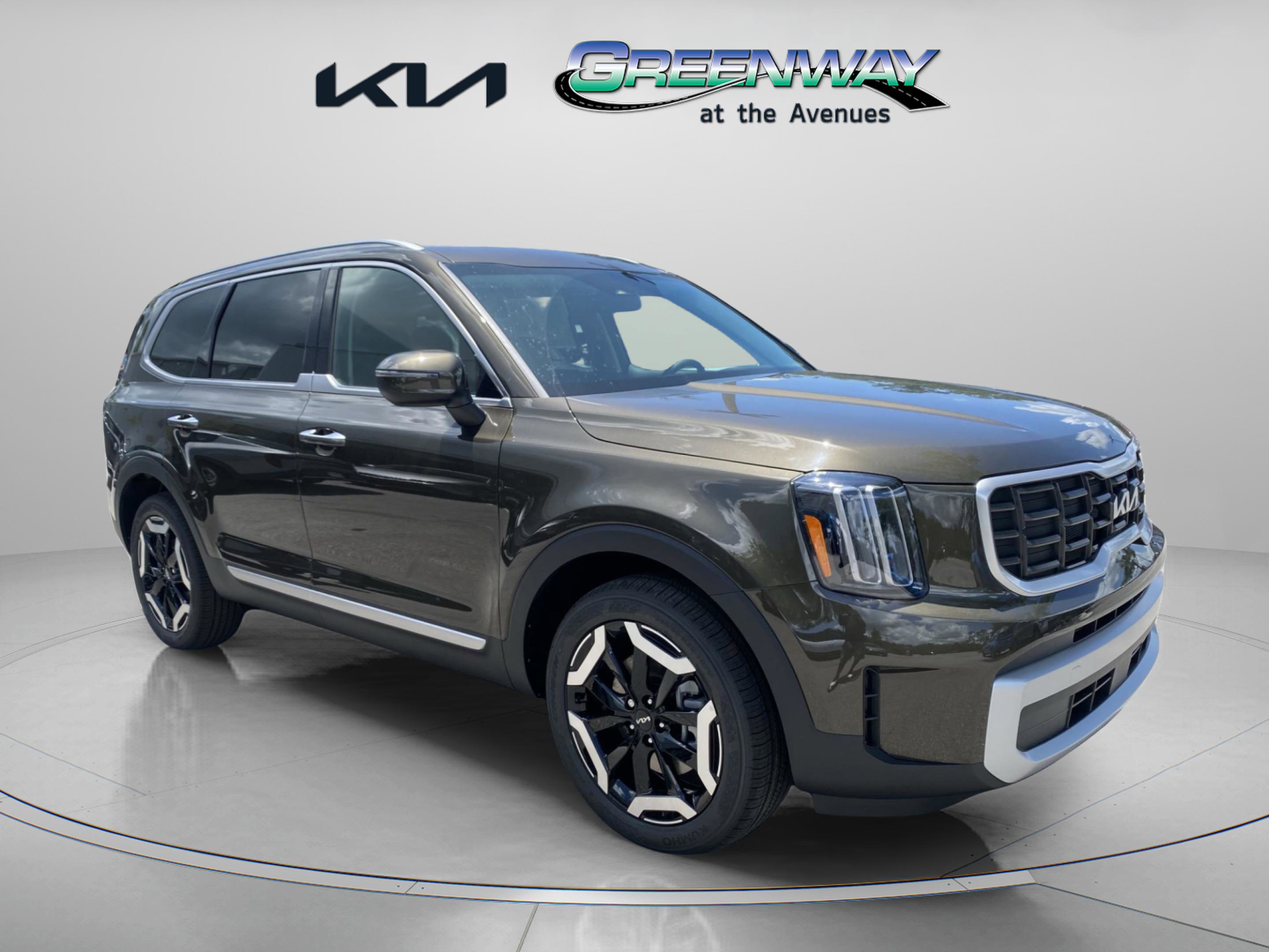 2025 Kia Telluride S's photo