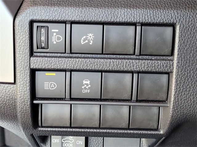 2024 Toyota Tacoma SR5 photo 16
