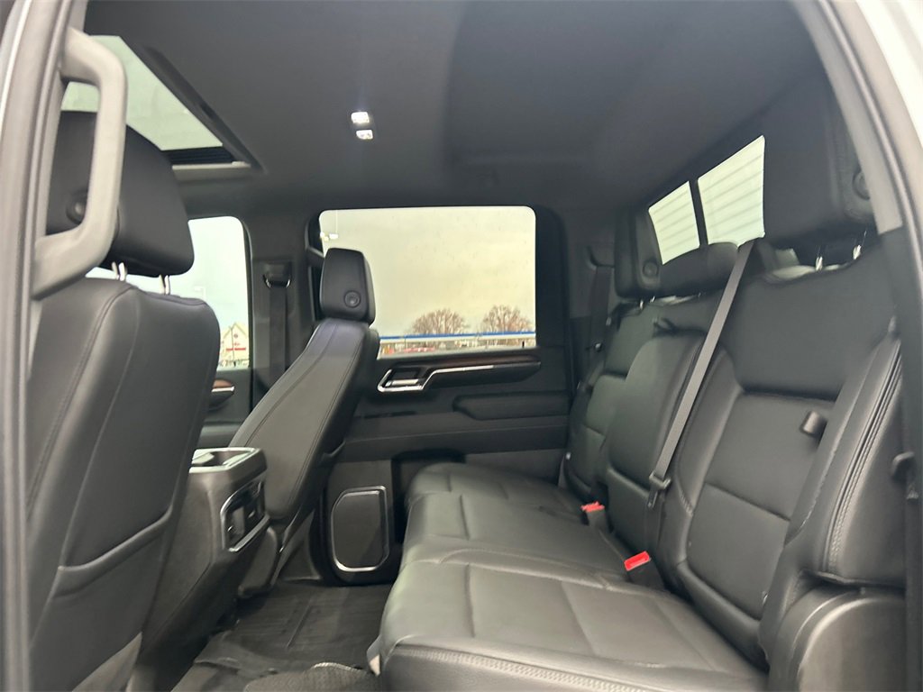 2024 GMC SIERRA HD - Image 32
