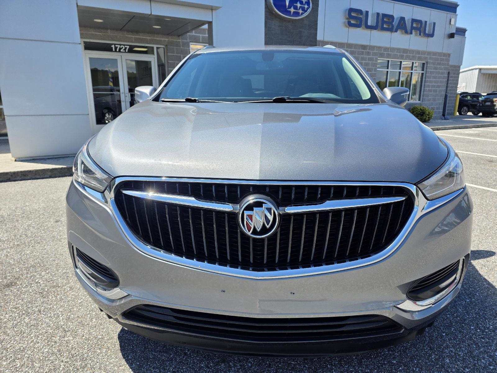 2019 Buick Enclave Essence photo 2