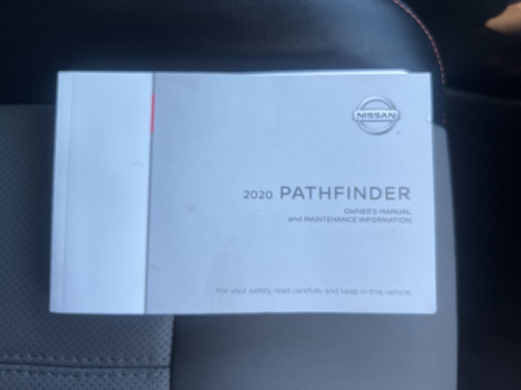 2020 Nissan Pathfinder SL photo 27