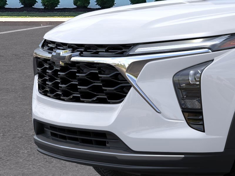 2025 Chevrolet Trax LT photo 12