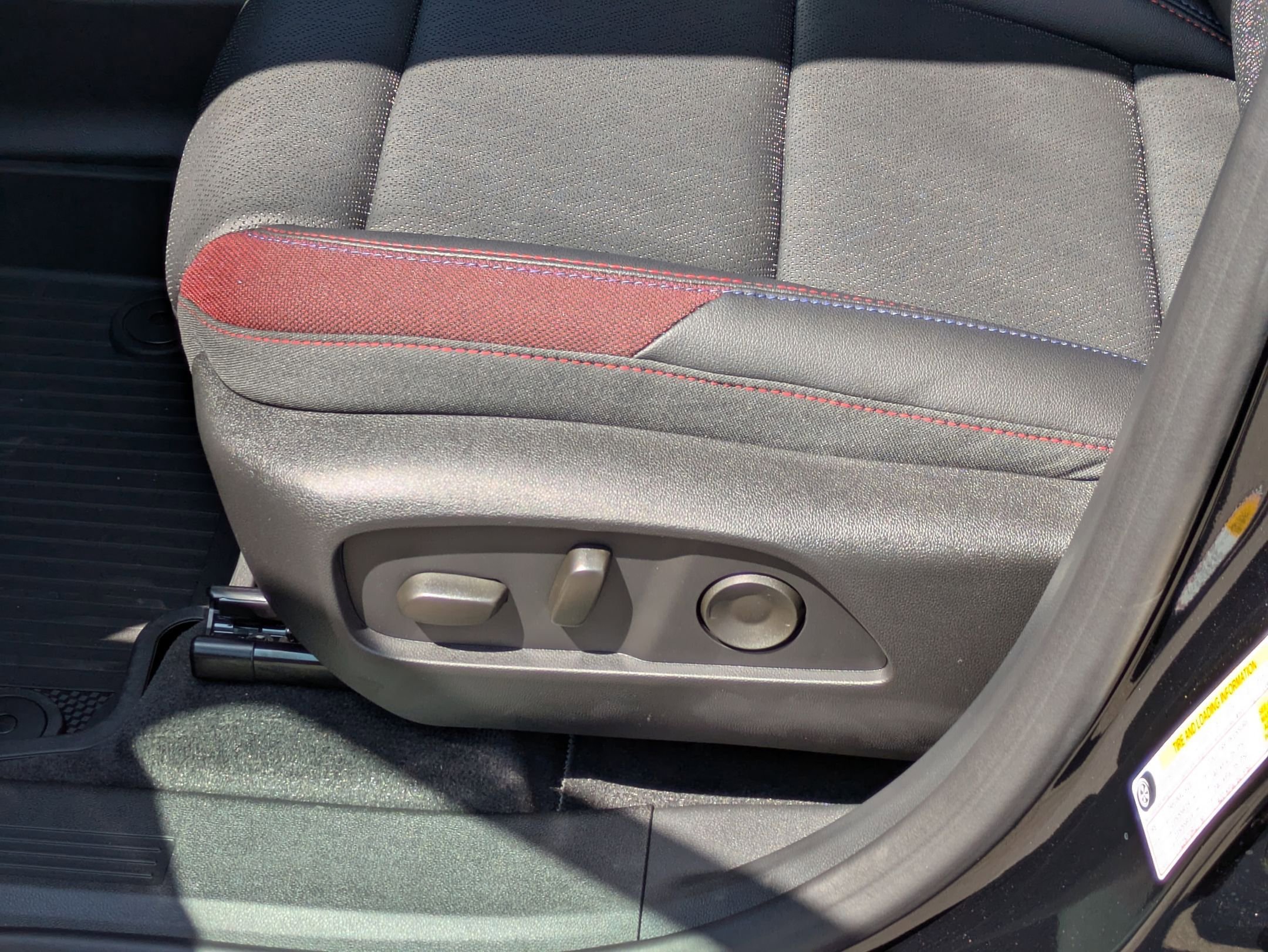2026 Chevrolet Equinox RS photo 11