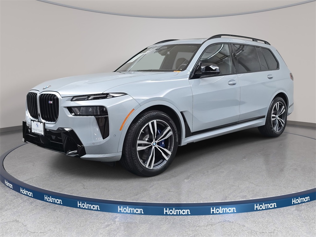 2025 BMW X7 M60i's photo