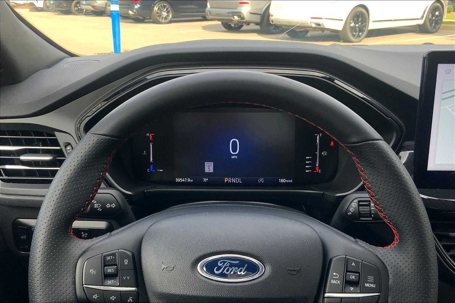 2024 Ford Escape ST-Line photo 27