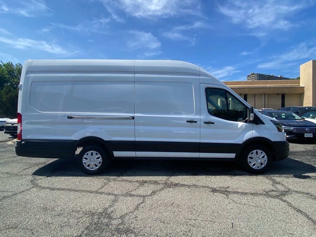 Used 2022 Ford E-Transit Cargo Van Base with VIN 1FTBW3XK7NKA12870 for sale in Alexandria, VA