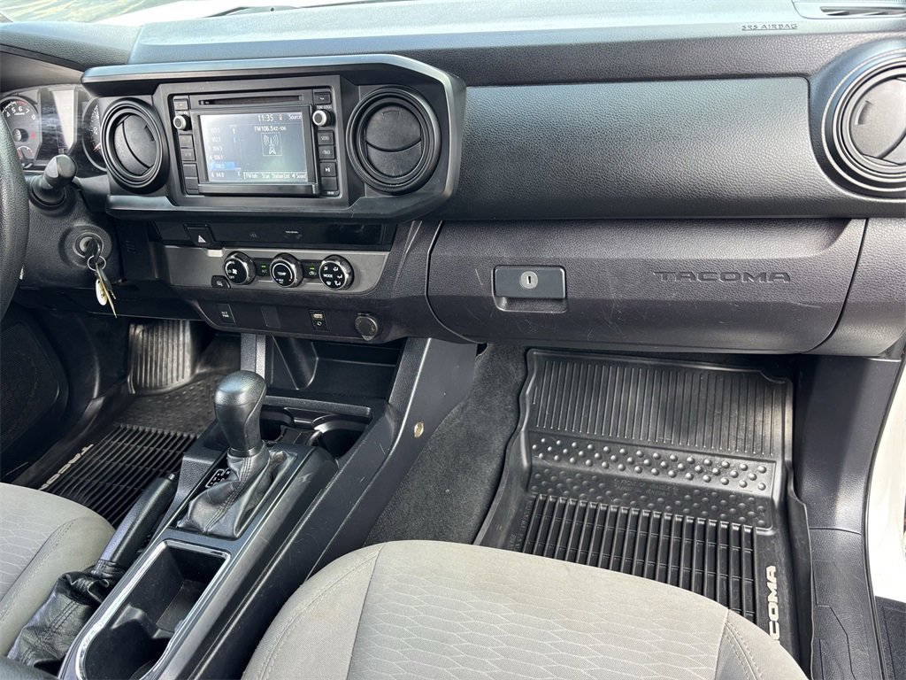 2018 Toyota Tacoma SR photo 19