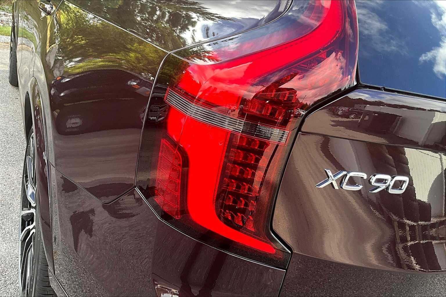 2026 Volvo XC90 photo 4