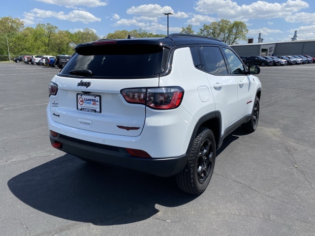2024 Jeep Compass Trailhawk photo 6