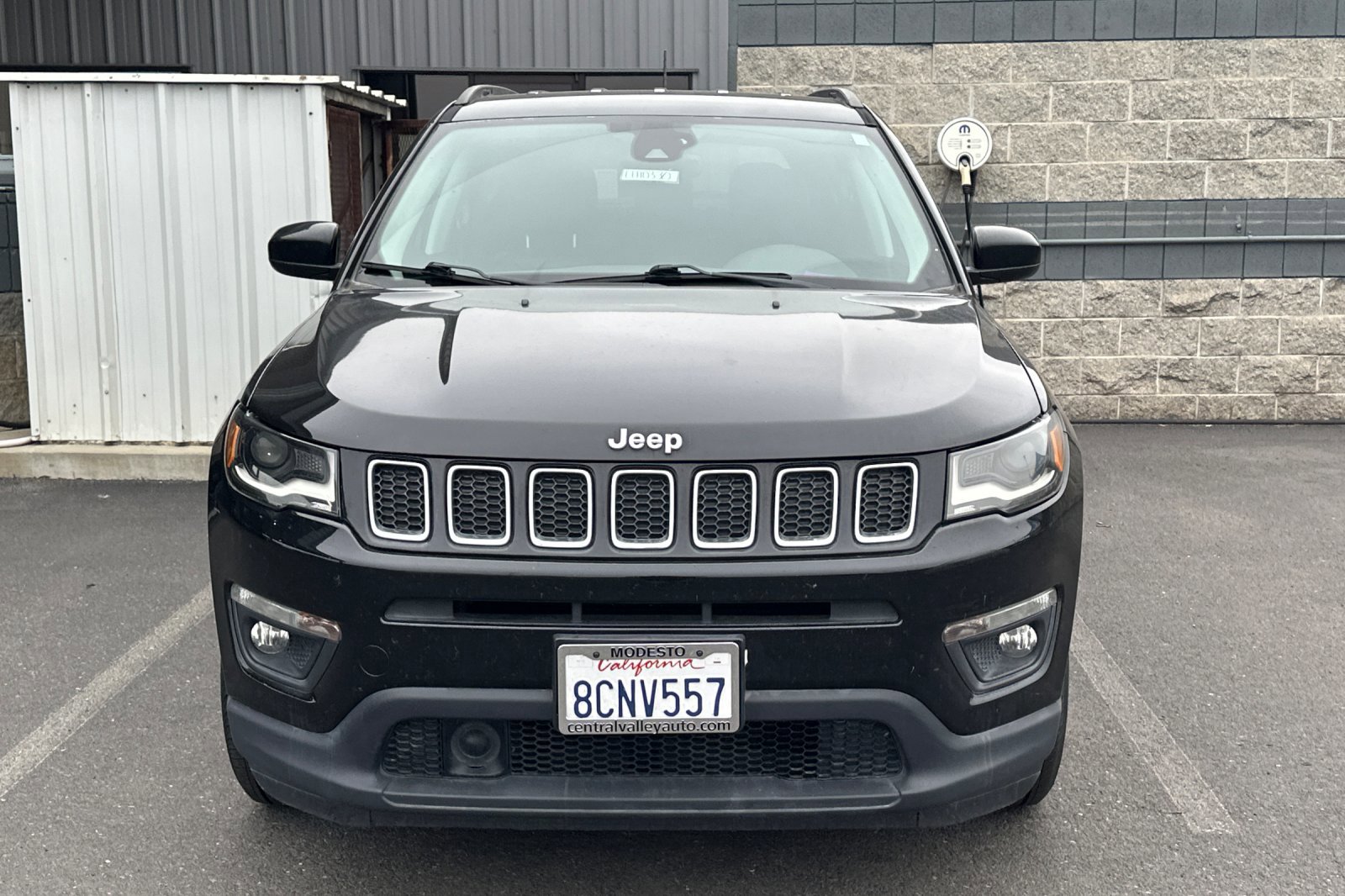 2018 Jeep Compass Latitude photo 3