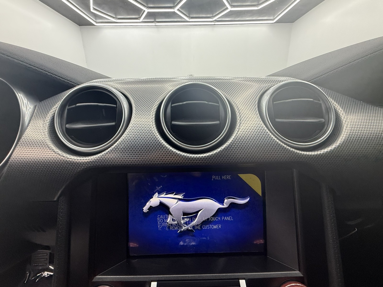 2020 Ford Mustang GT Premium photo 17