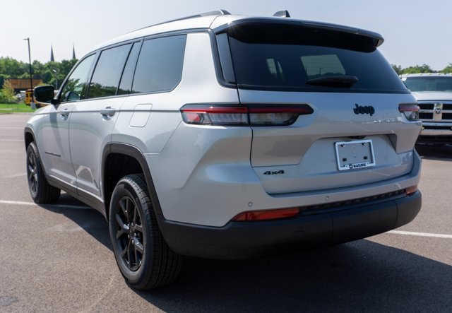 2025 Jeep Grand Cherokee Altitude X photo 6