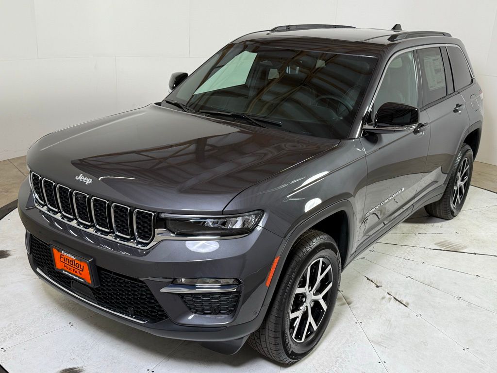 2025 Jeep Grand Cherokee Limited photo 2