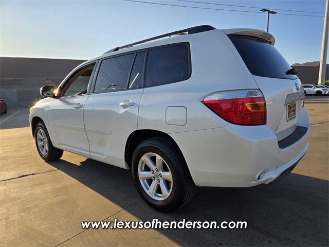 2010 Toyota Highlander Base photo 3