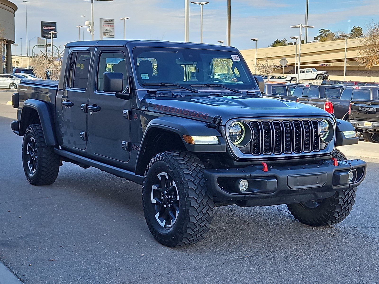 2024 Jeep Gladiator Rubicon's photo