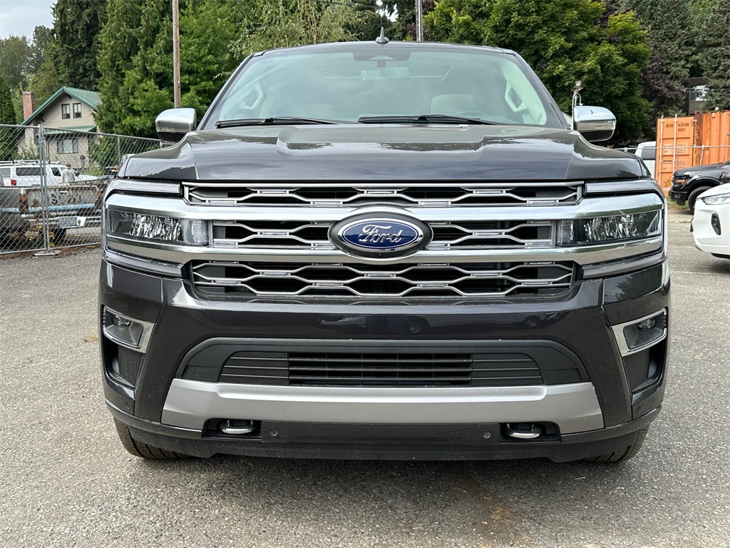 2024 Ford Expedition MAX Platinum photo 2