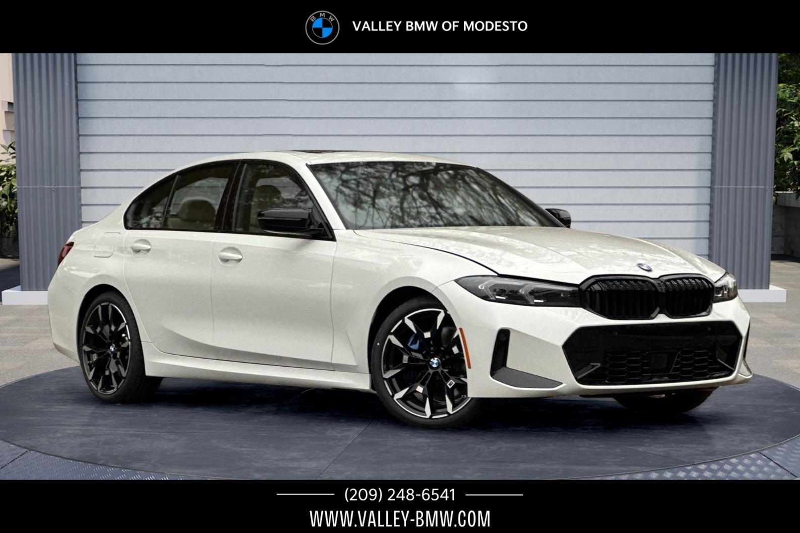 2026 BMW 3 Series 330i's photo