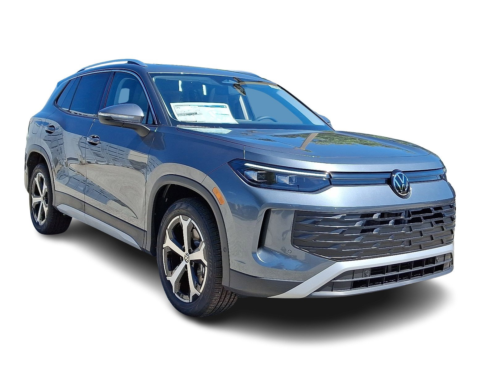 2025 Volkswagen Tiguan SE photo 3