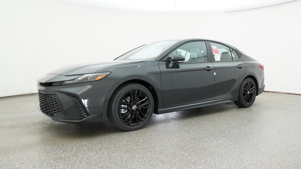 2025 Toyota Camry SE photo 6