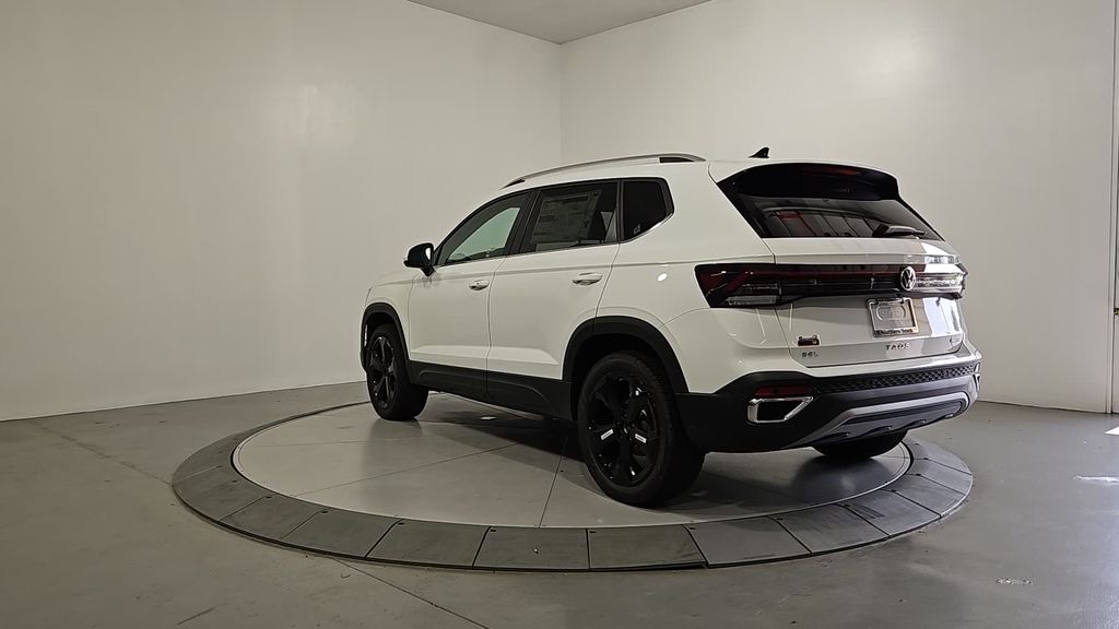 2025 Volkswagen Taos SEL photo 3