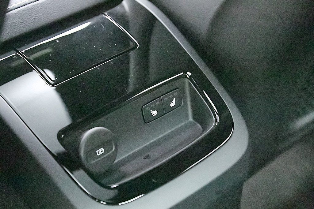 2023 VOLVO S60 - Image 37