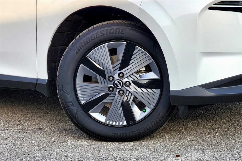 2025 Nissan Murano SL photo 3