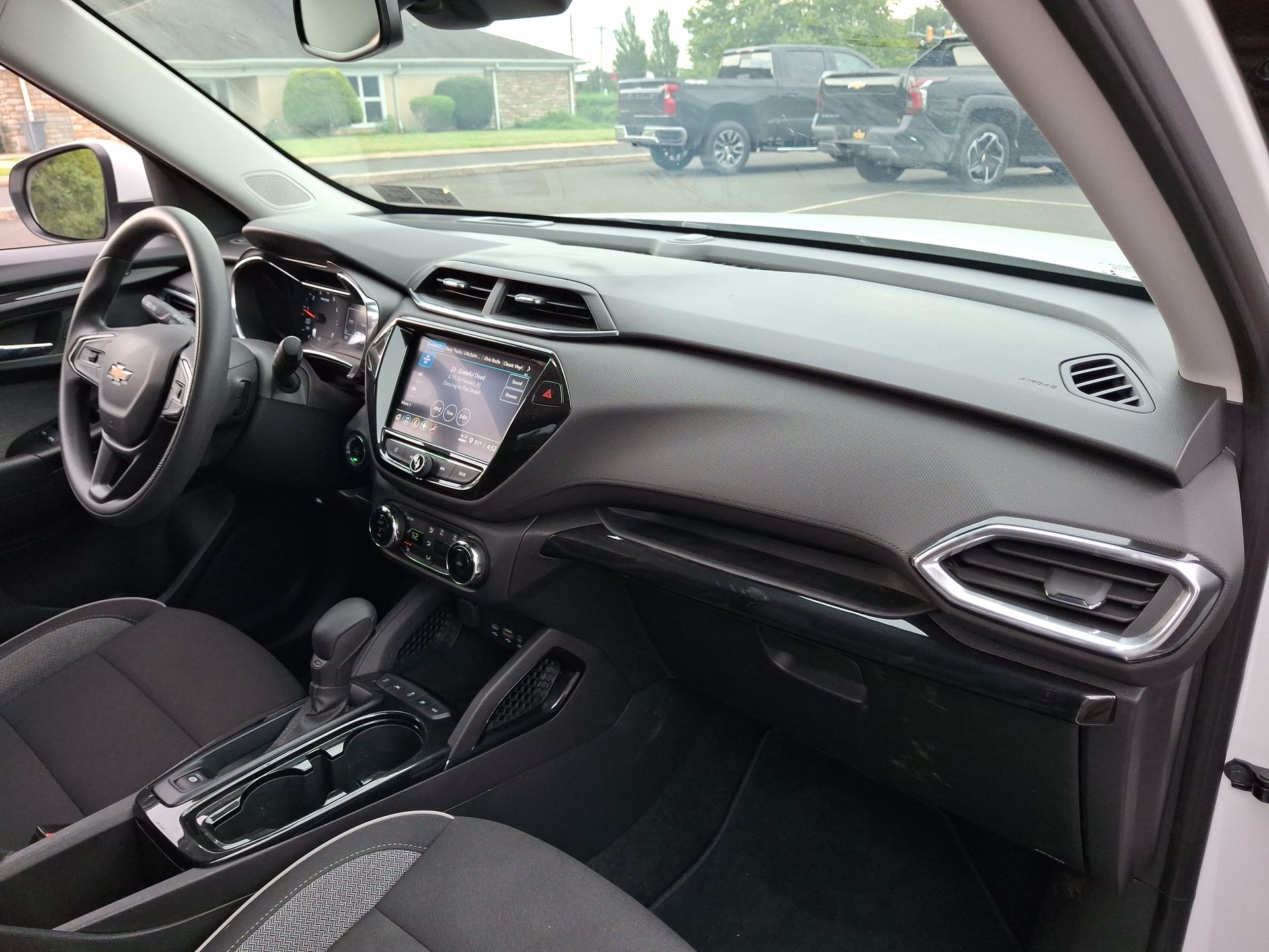 2023 Chevrolet Trailblazer LT photo 18