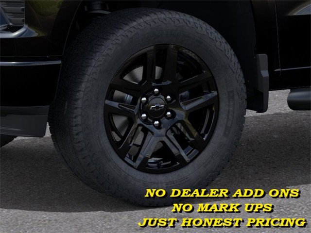 2026 Chevrolet Silverado Custom photo 9