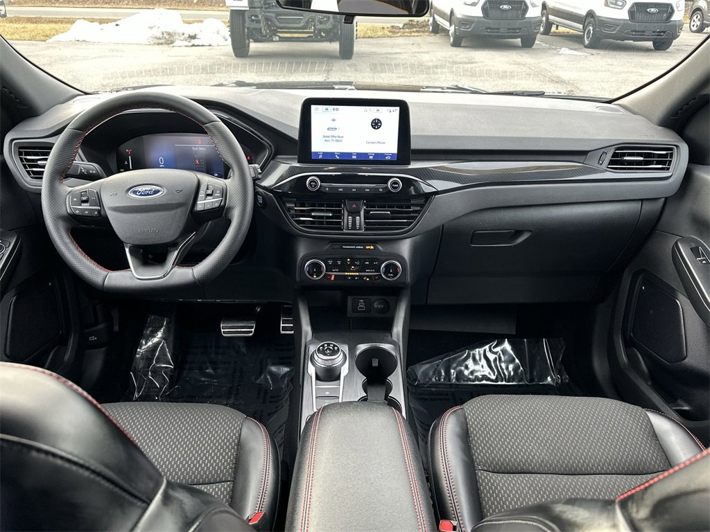 2024 Ford Escape ST-Line photo 24