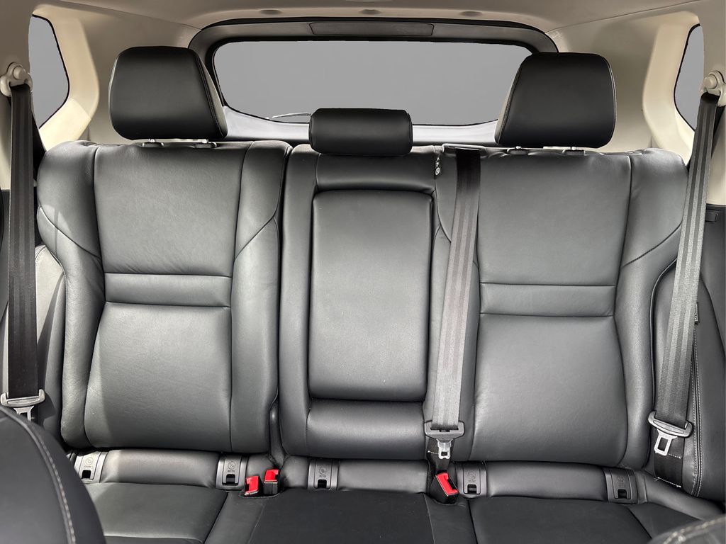 2021 Nissan Rogue SL photo 19