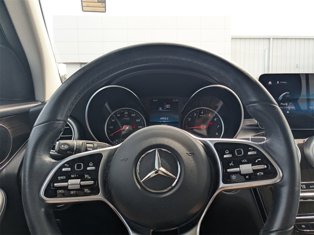 2020 Mercedes Benz GLC 300 photo 23