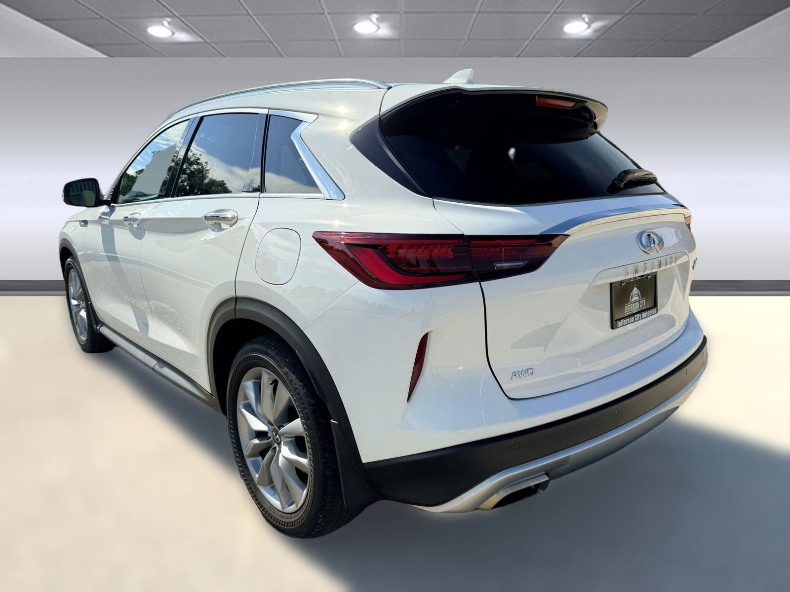 2022 Infiniti QX50 Luxe photo 3